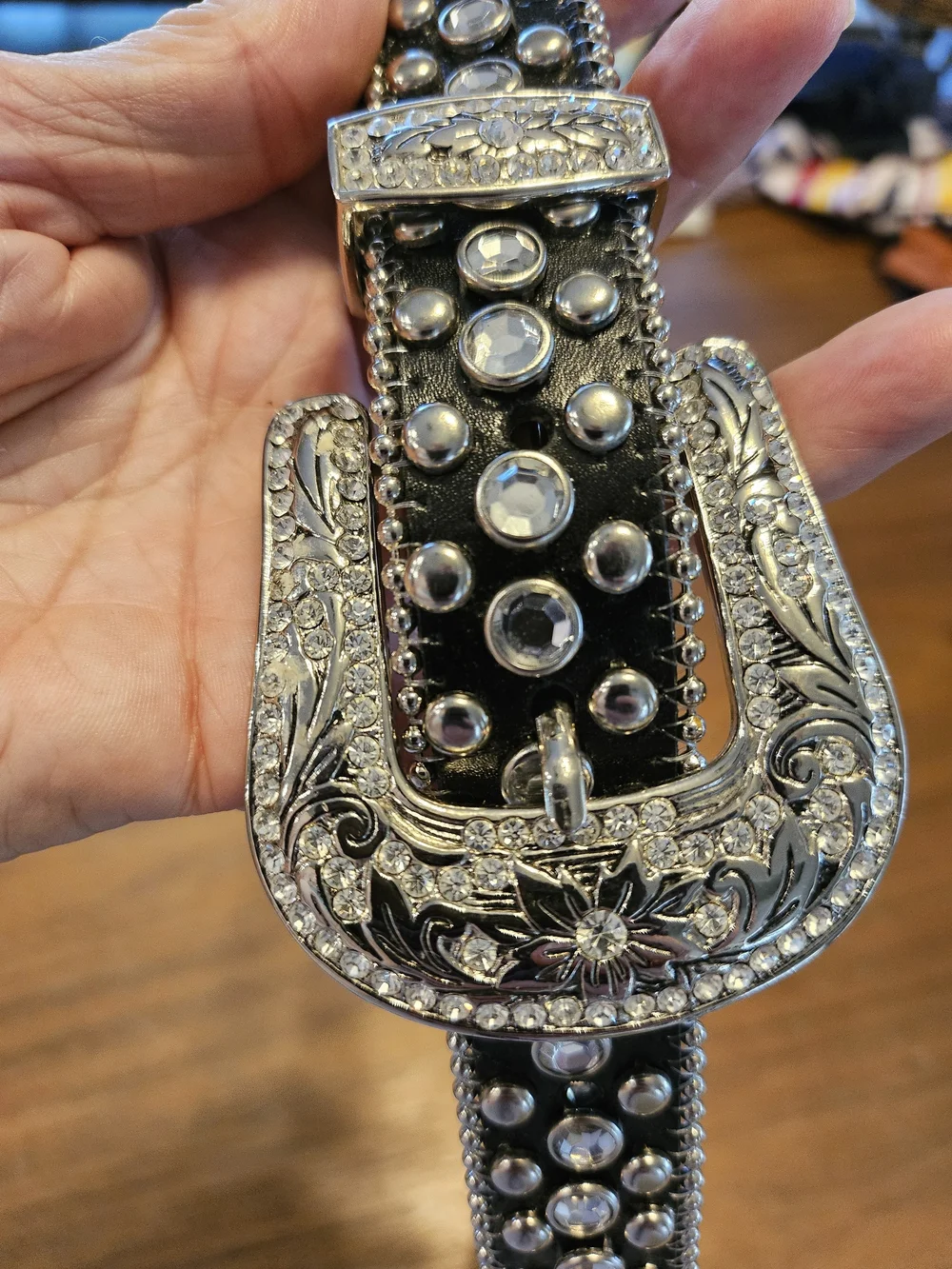 Blingy Silver Crystal Rhinestone -Embellished Western Buckle Women's Belt M
